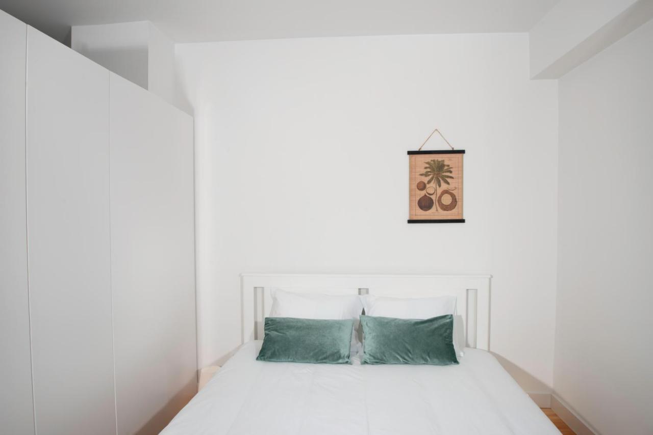 Guest H4U - Porto Batalha City Center Luaran gambar