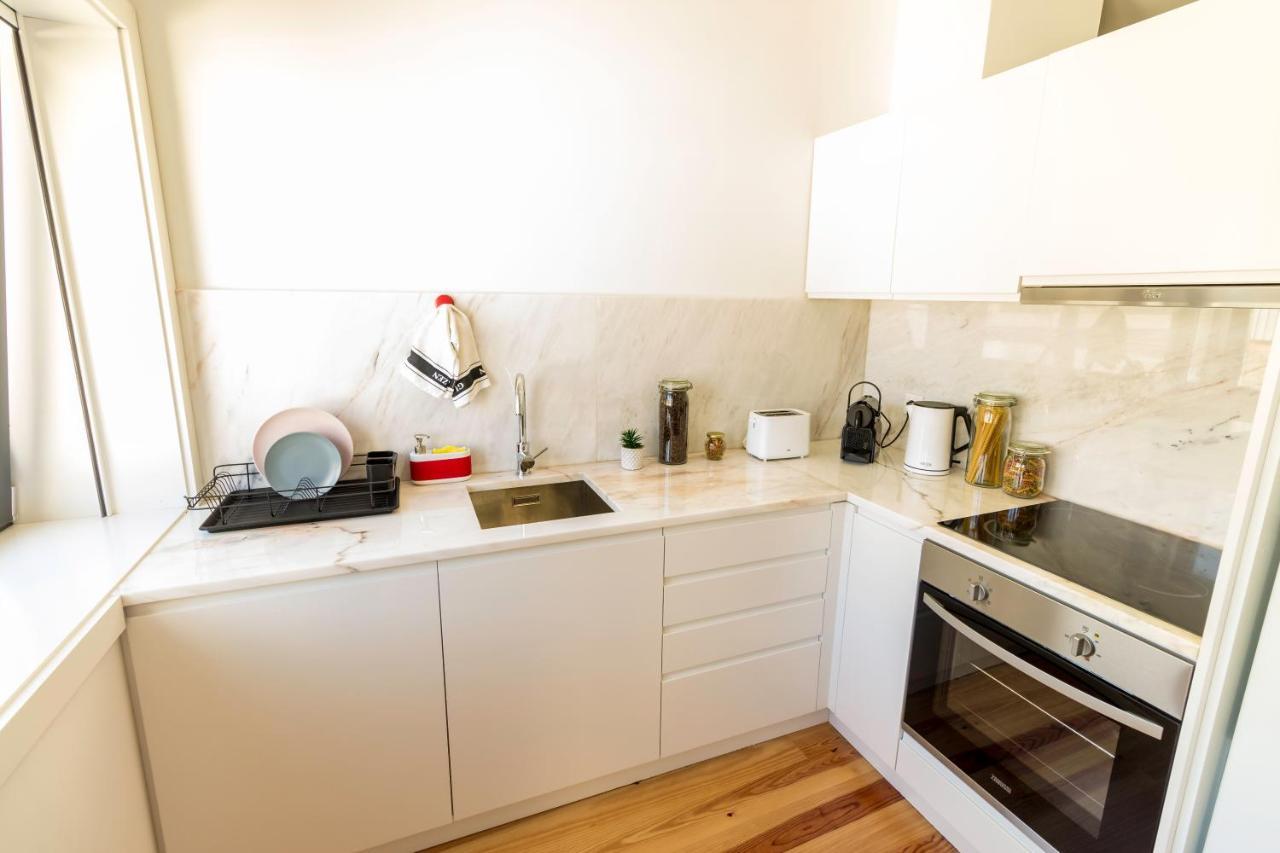 Guest H4U - Porto Batalha City Center Luaran gambar