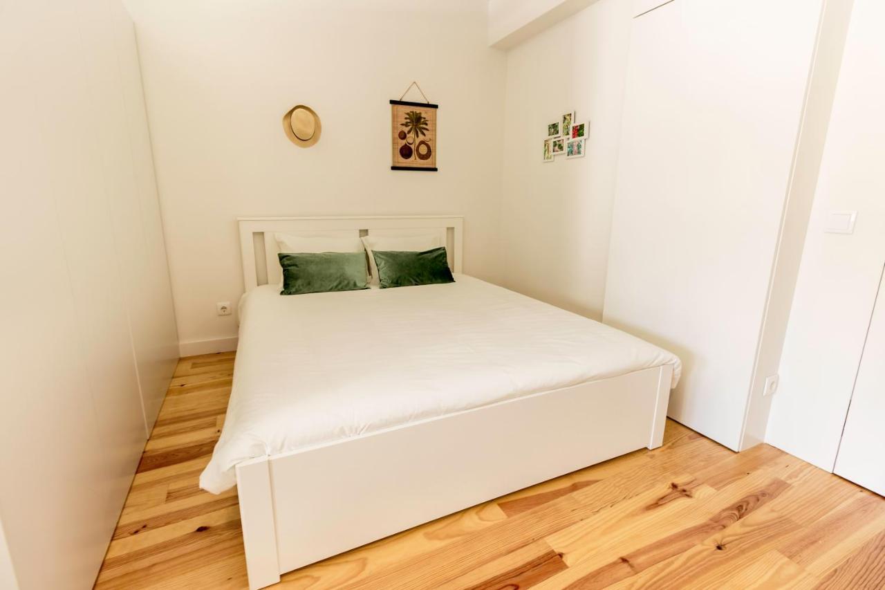 Guest H4U - Porto Batalha City Center Luaran gambar