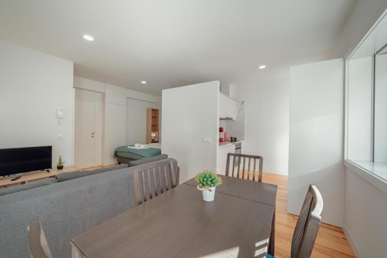 Guest H4U - Porto Batalha City Center Luaran gambar
