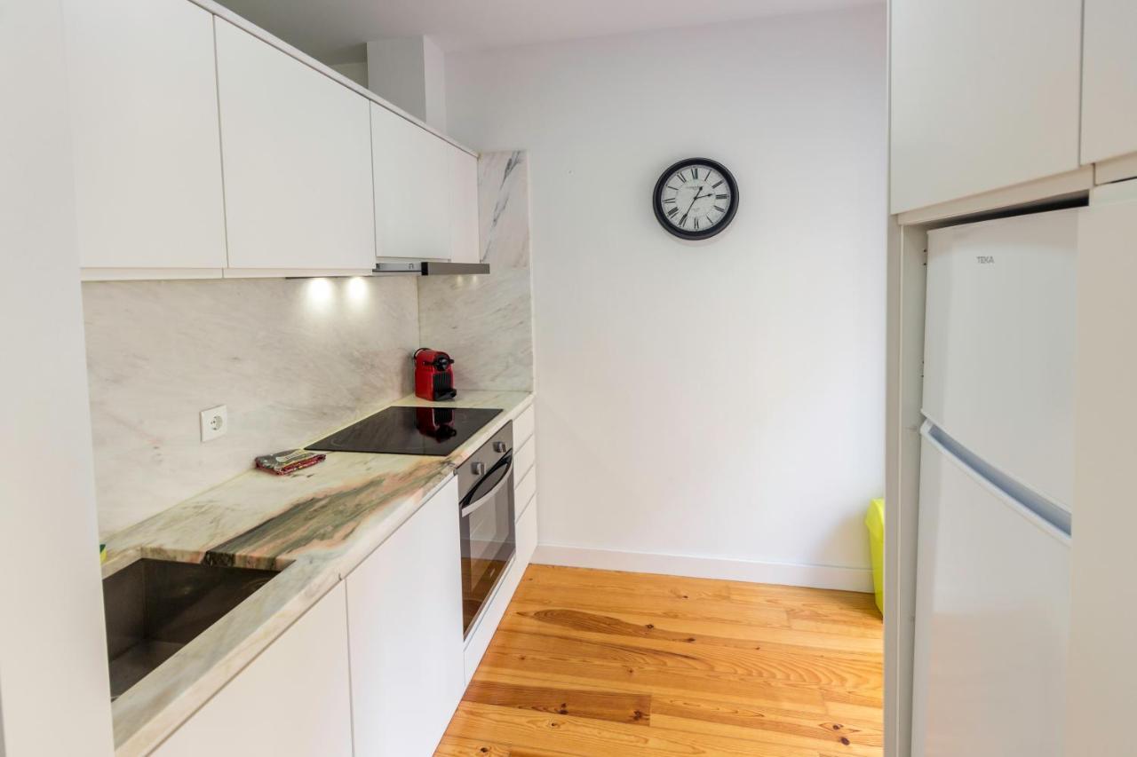 Guest H4U - Porto Batalha City Center Luaran gambar